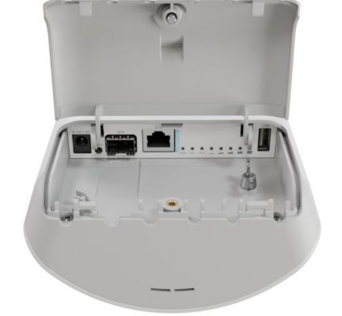 Mikrotik Точка доступу Wi-Fi Mikrotik mANTBox ax 15s (L22UGS-5HAXD2HAXD-15S)