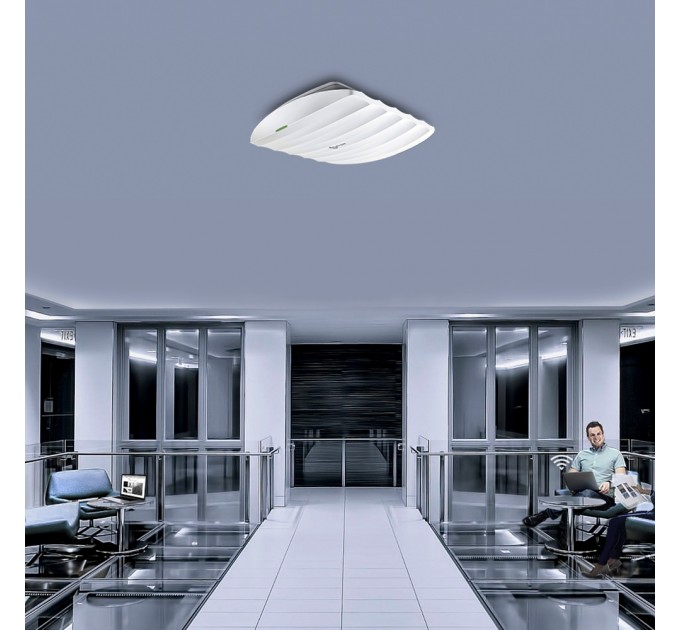 TP-Link Точка доступа TP-Link EAP225 V5 (AC1350, 1х1Гбит, PoE, 2.4GHz: 3x4dBi, 5GHz: 2x5dBi)