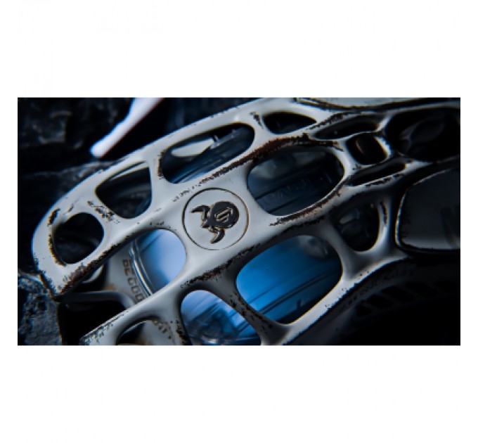 GravaStar Мишка GravaStar Mercury M1 Pro magnesium alloy body BT/WL/USB-A 4K RGB Battle-Worn (GRAVASTARM1PRO_WSM)