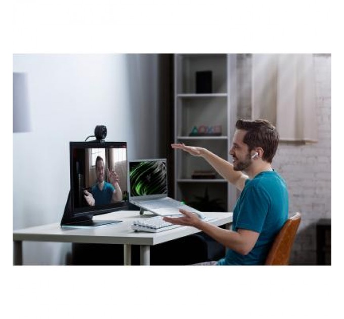 Razer Веб-камера Razer Kiyo Pro Full HD Black (RZ19-03640100-R3M1)