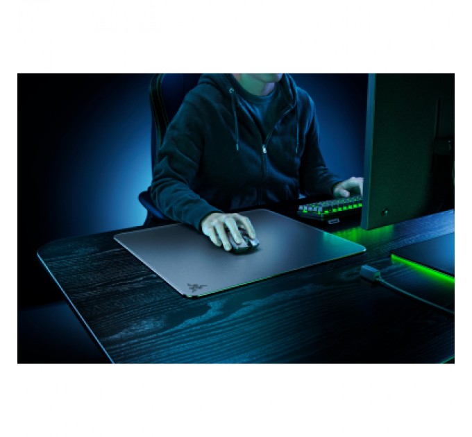 Razer Килимок для мишки Razer Atlas Black (RZ02-04890100-R3M1)