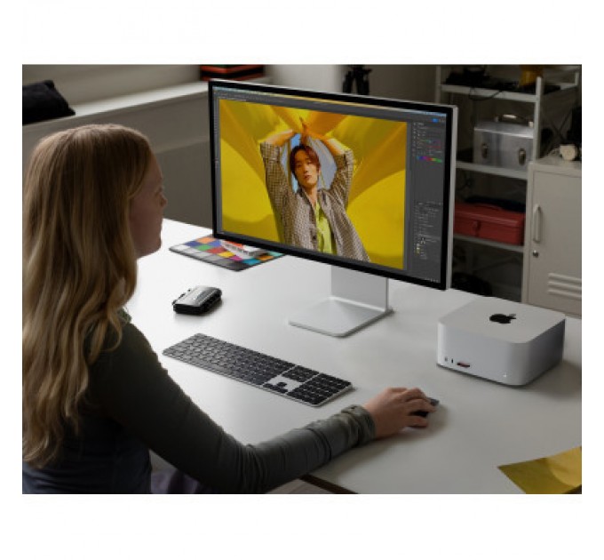 Apple Комп'ютер Apple A2874 24" iMac Retina 4.5K / Apple M3 with 8-core GPU, 256SSD, Silver (MQR93UA/A)