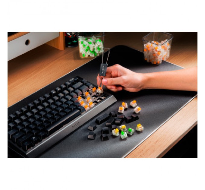 Razer Клавіатура Razer BlackWidow V4 75 USB UA Black (RZ03-05000100-R3M1)