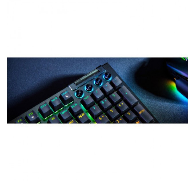 Razer Клавіатура Razer BlackWidow V4 Green Switch USB RU Black (RZ03-04690100-R3M1)