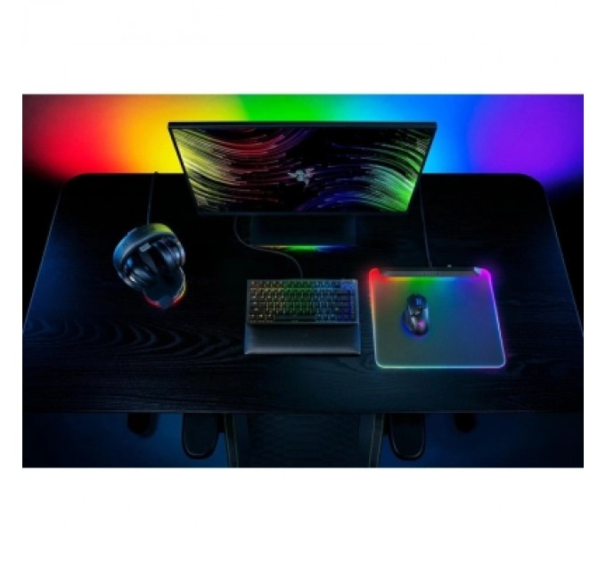 Razer Килимок для мишки Razer Firefly V2 Pro Black (RZ02-04920100-R3M1)