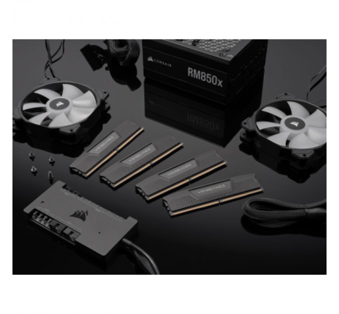 Corsair Модуль пам'яті для комп'ютера DDR5 64GB (2x32GB) 6000 MHz Vengeance Corsair (CMK64GX5M2B6000Z40)