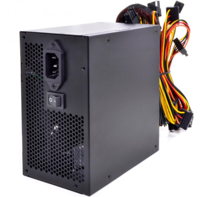 Qube Блок живлення Qube 700W (QBC-GPM-700W-80Bulk)