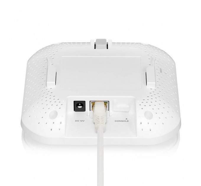 ZyXel Точка доступа ZYXEL NWA50AX Pro (NWA50AXPRO-EU0102F) (AX3000, 1x2,5GE, WiFi 6, 3x3 MIMO, Nebula, PoE, БП в комплекте)