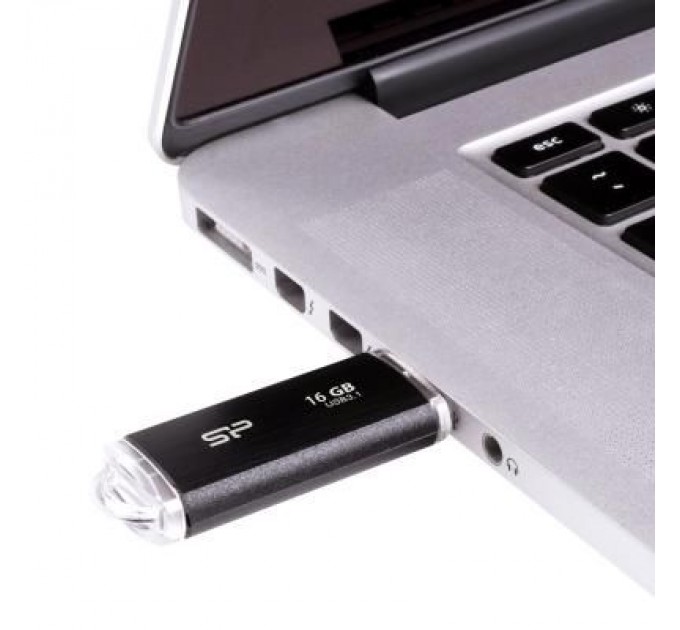 Silicon Power USB флеш накопичувач Silicon Power 16GB Blaze B02 Black USB 3.0 (SP016GBUF3B02V1K)